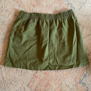 Olive Skirt with pockets